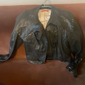 100% Lambskin Leather Alice + Olivia Jacket, size S. Belt included. BEST OFFER!